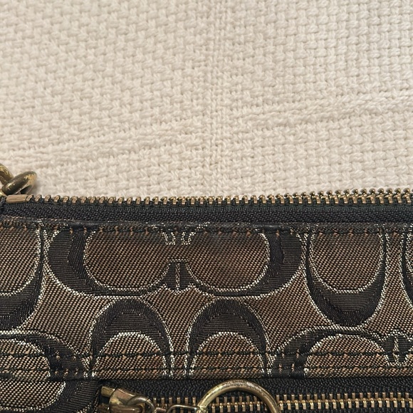 COACH Poppy Crossbody - Picture 10 of 10